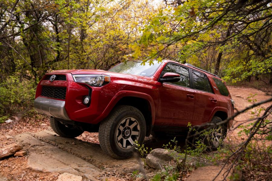  Toyota 4Runner TRD Off-Road (N280) 2016 года  (NA) (фото 29 из 37)